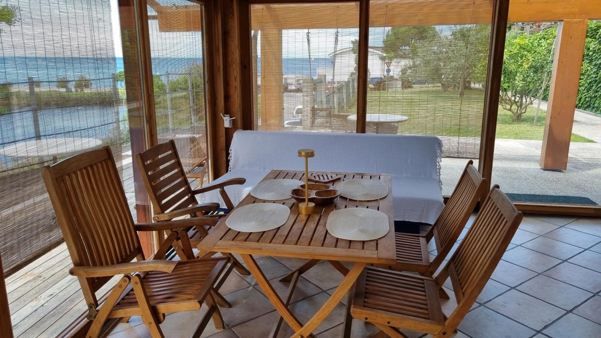 Piran Beach House - Private Oasis - Beachfront Apartment With A Sea View Terrace מראה חיצוני תמונה