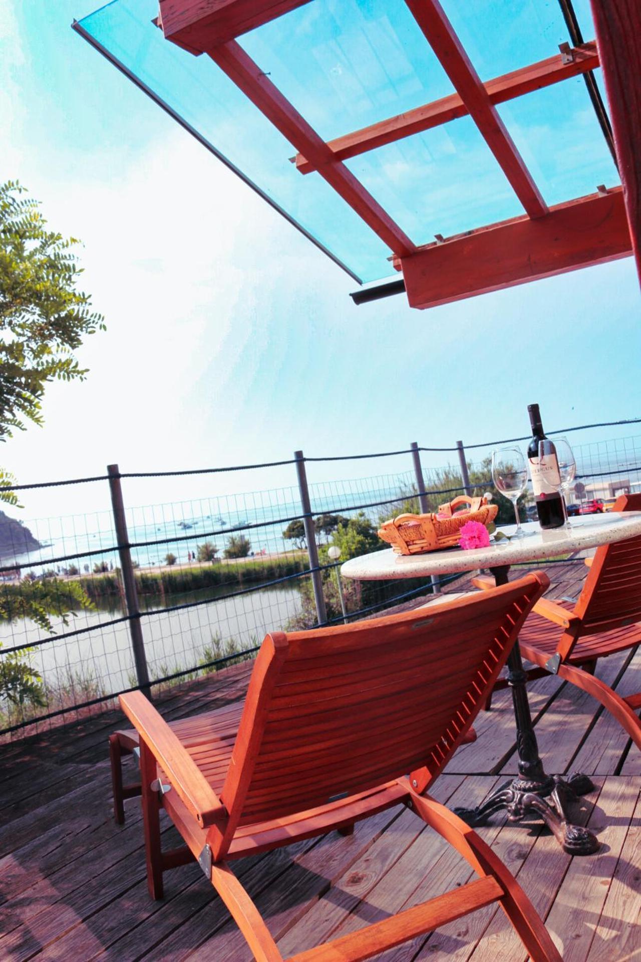 Piran Beach House - Private Oasis - Beachfront Apartment With A Sea View Terrace מראה חיצוני תמונה