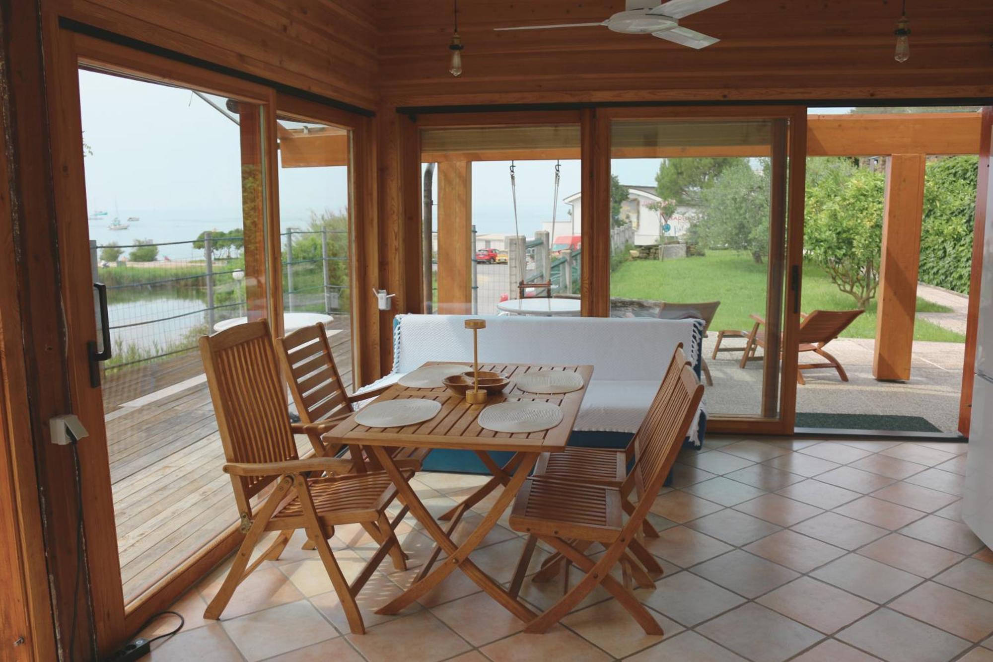 Piran Beach House - Private Oasis - Beachfront Apartment With A Sea View Terrace מראה חיצוני תמונה